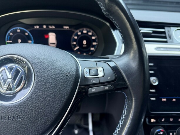 volkswagen-passat-elektrisitetbensin-2018-big-14