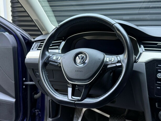 volkswagen-passat-elektrisitetbensin-2018-big-11