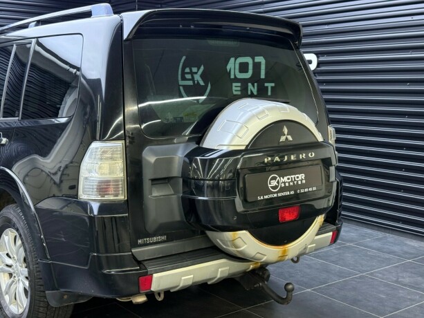 mitsubishi-pajero-diesel-2013-big-5