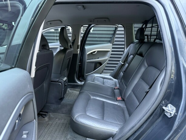 volvo-v70-diesel-2015-big-26