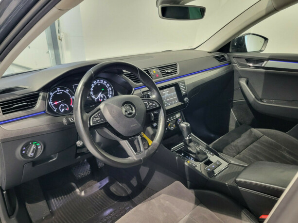 skoda-superb-diesel-2016-big-9