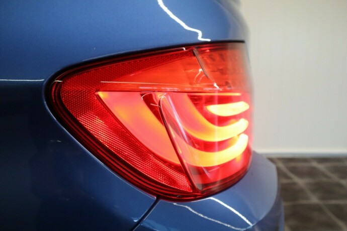 bmw-m5-bensin-2012-big-17