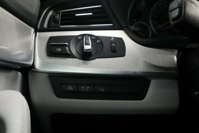 bmw-m5-bensin-2012-big-31