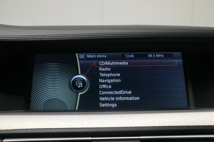 bmw-m5-bensin-2012-big-37