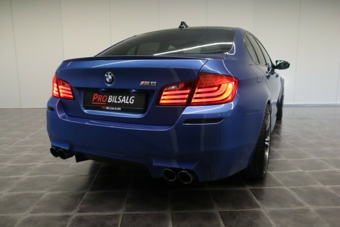 bmw-m5-bensin-2012-big-6