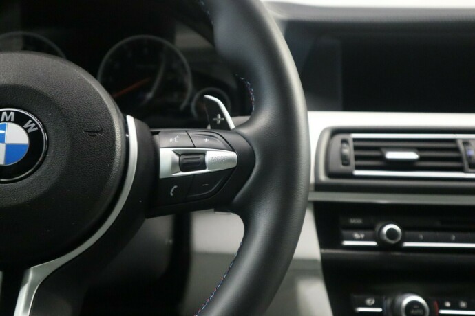 bmw-m5-bensin-2012-big-30