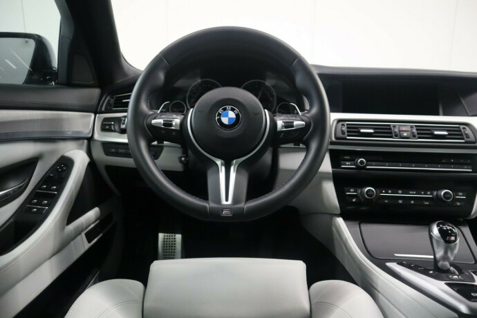 bmw-m5-bensin-2012-big-24