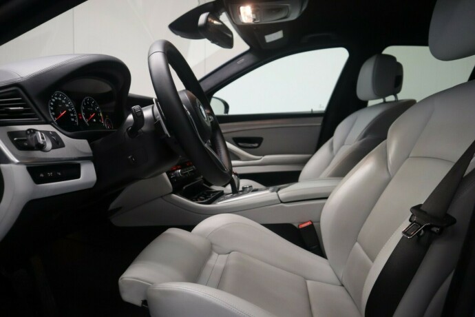 bmw-m5-bensin-2012-big-18