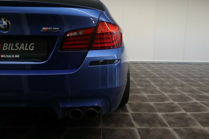 bmw-m5-bensin-2012-big-9