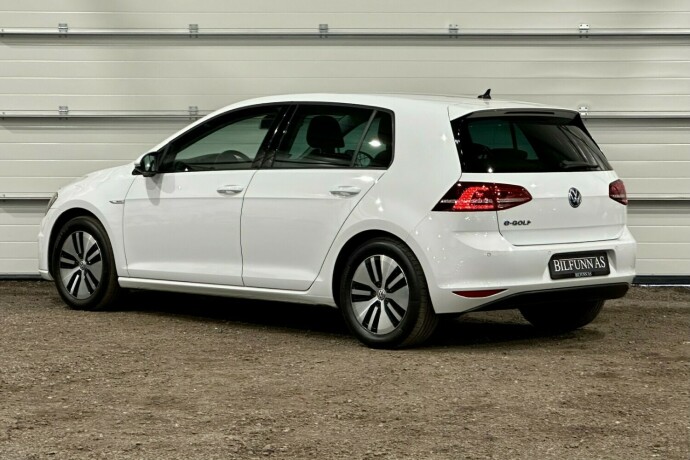 volkswagen-golf-elektrisitet-2015-big-3