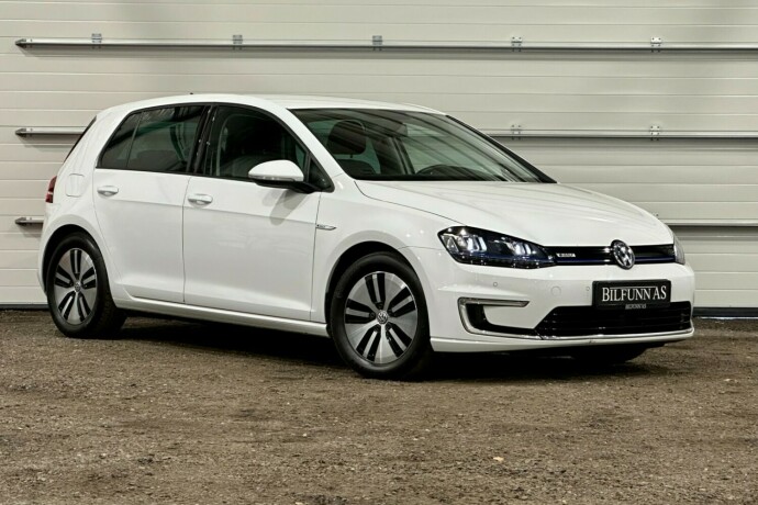 volkswagen-golf-elektrisitet-2015-big-0