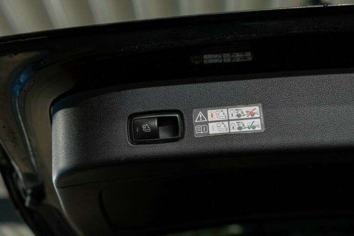 mercedes-benz-gl-diesel-2013-big-16