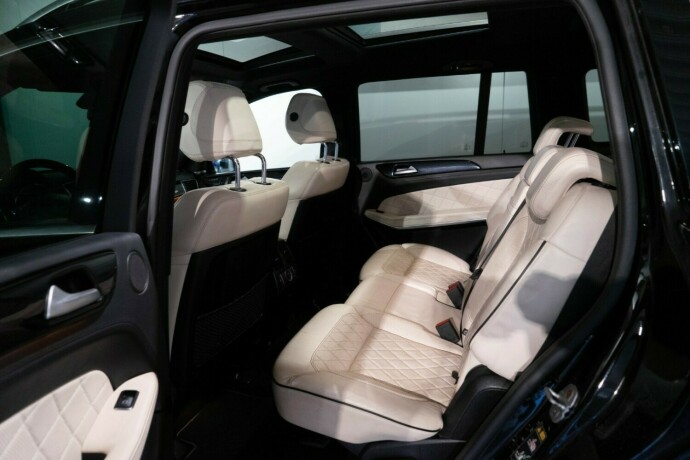 mercedes-benz-gl-diesel-2013-big-12