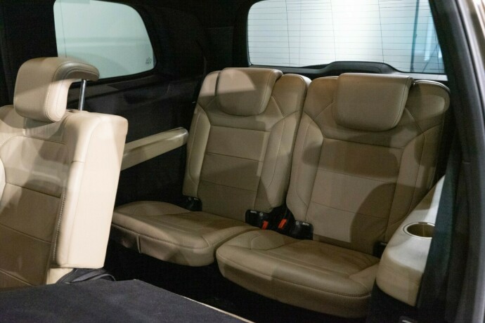 mercedes-benz-gl-diesel-2013-big-19