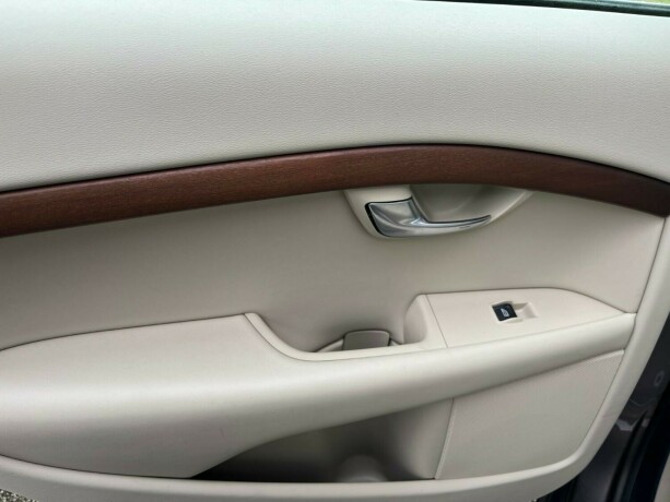 volvo-v70-diesel-2008-big-24