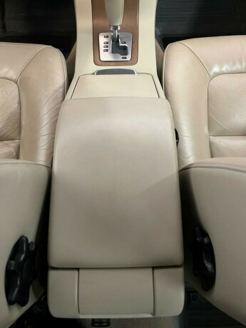 volvo-v70-diesel-2008-big-19