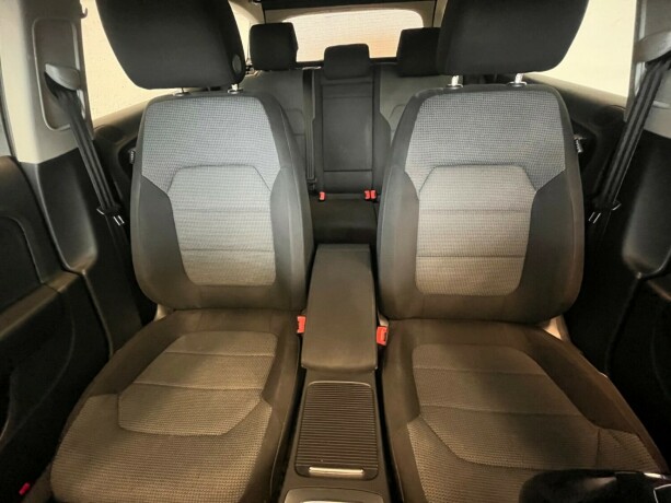 volkswagen-passat-bensin-2013-big-24