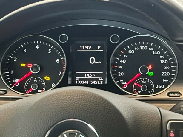 volkswagen-passat-bensin-2013-big-13