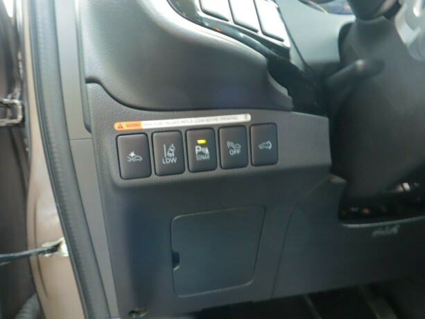 mitsubishi-outlander-elektrisitetbensin-2016-big-22
