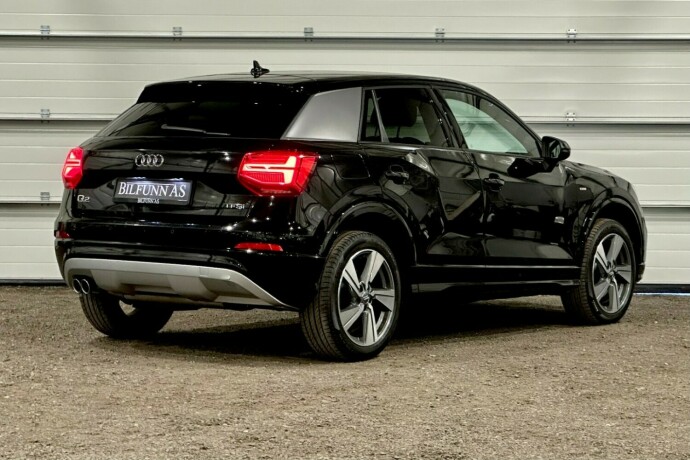 audi-q2-bensin-2018-big-2