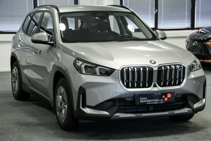 bmw-ix1-elektrisitet-2023-big-3