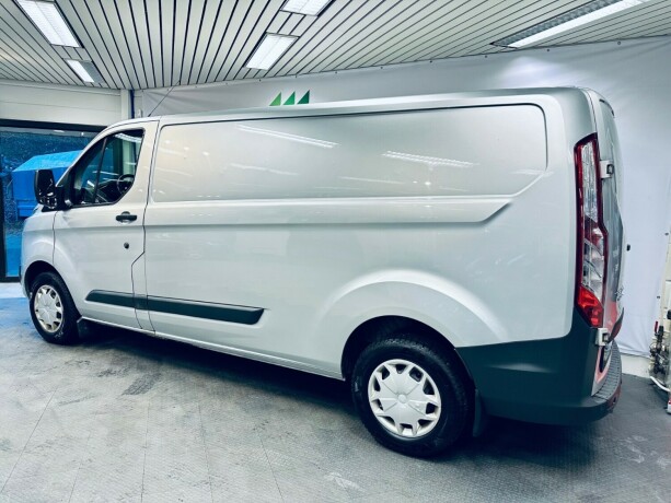 ford-transit-custom-diesel-2017-big-4
