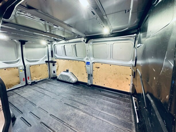 ford-transit-custom-diesel-2017-big-22