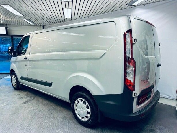 ford-transit-custom-diesel-2017-big-5