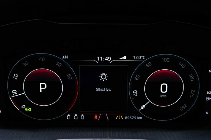 skoda-superb-bensin-2019-big-14