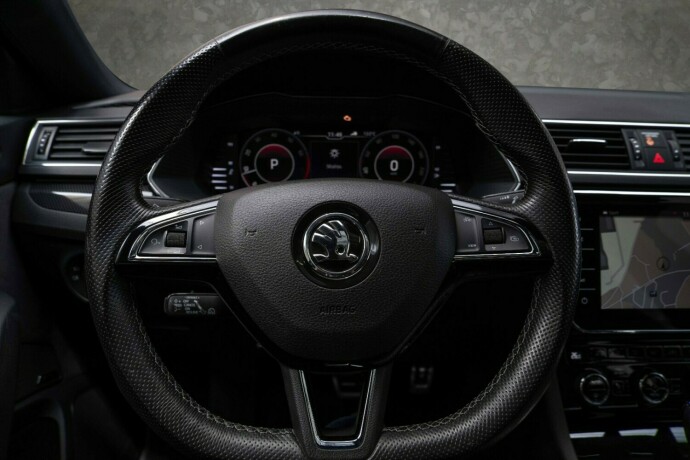 skoda-superb-bensin-2019-big-15