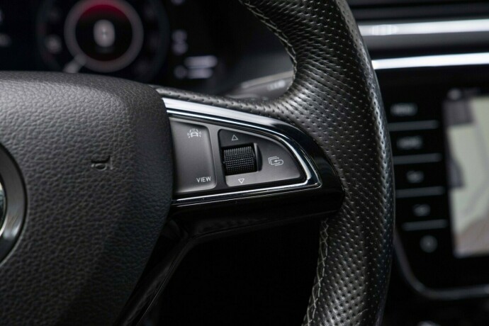 skoda-superb-bensin-2019-big-18