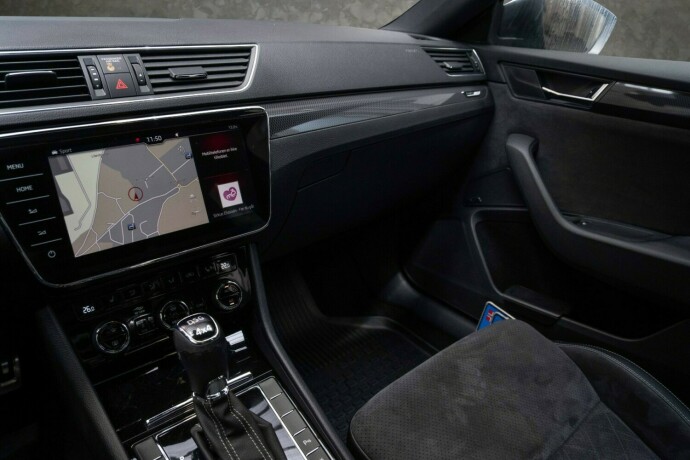 skoda-superb-bensin-2019-big-19