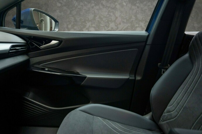 volkswagen-id4-elektrisitet-2023-big-19