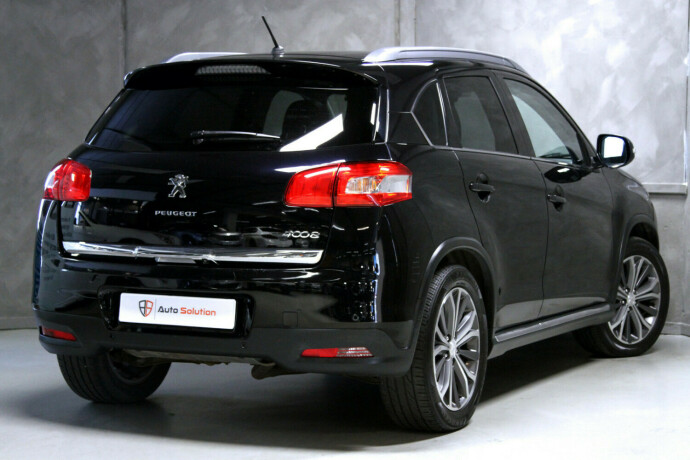 peugeot-4008-diesel-2012-big-1