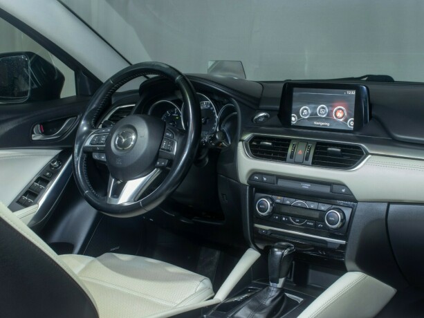 mazda-6-diesel-2015-big-17