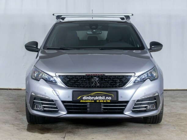 peugeot-308-bensin-2018-big-1