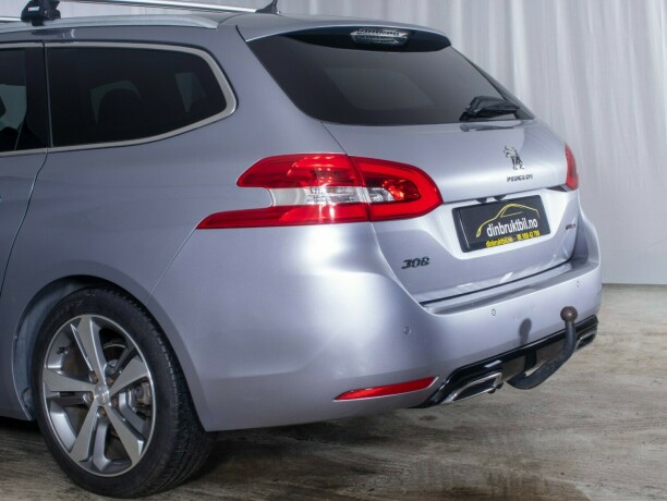 peugeot-308-bensin-2018-big-7