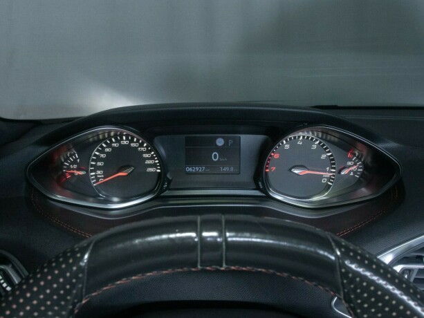 peugeot-308-bensin-2018-big-29