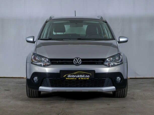 volkswagen-polo-diesel-2012-big-1