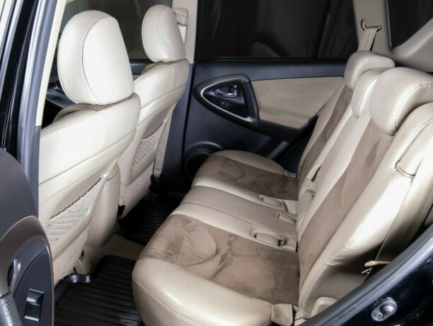 toyota-rav4-bensin-2010-big-43