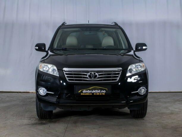 toyota-rav4-bensin-2010-big-1