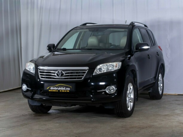 toyota-rav4-bensin-2010-big-2