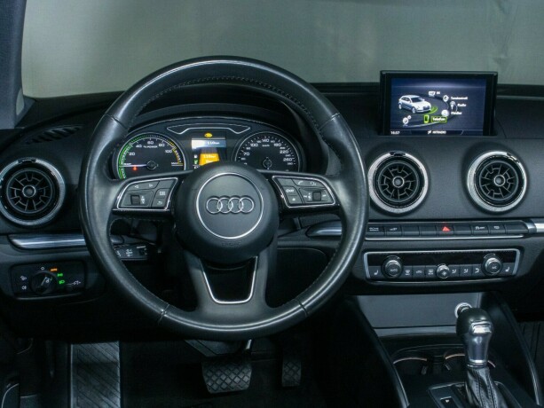 audi-a3-elektrisitetbensin-2018-big-44