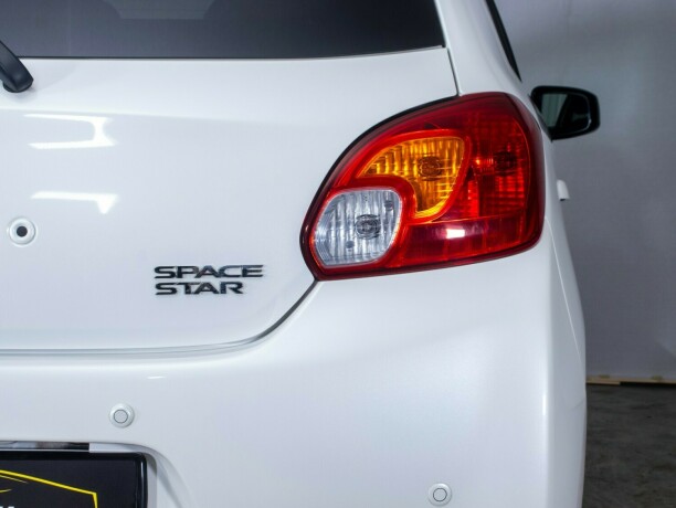mitsubishi-space-star-bensin-2014-big-11
