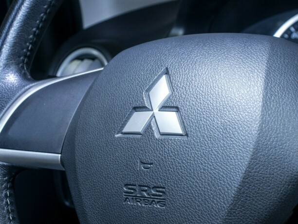 mitsubishi-space-star-bensin-2014-big-29