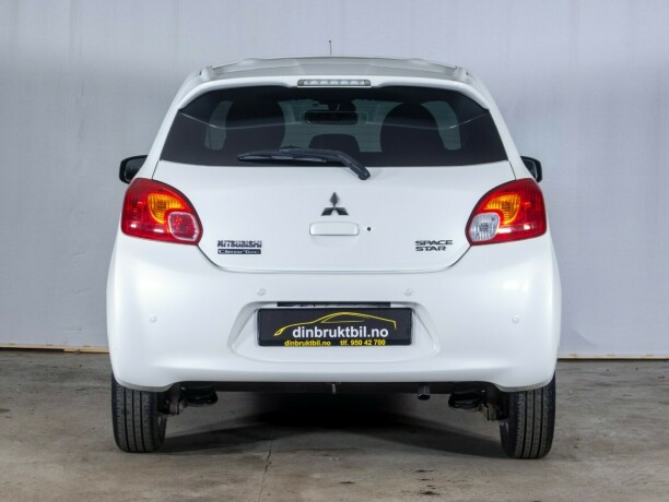 mitsubishi-space-star-bensin-2014-big-7