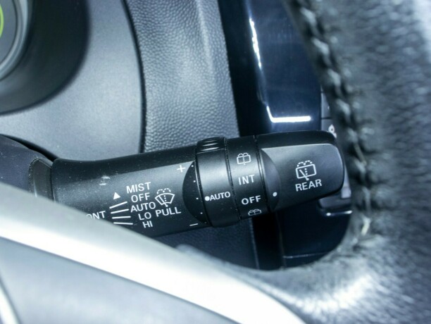 mitsubishi-space-star-bensin-2014-big-31