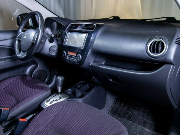 mitsubishi-space-star-bensin-2014-big-43