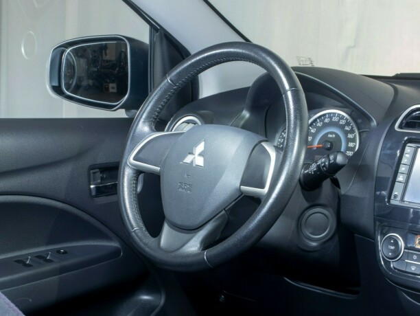 mitsubishi-space-star-bensin-2014-big-18