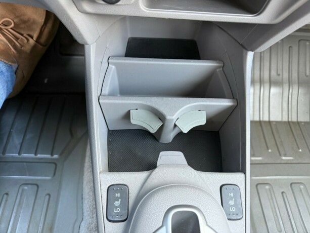 honda-insight-bensin-2009-big-28